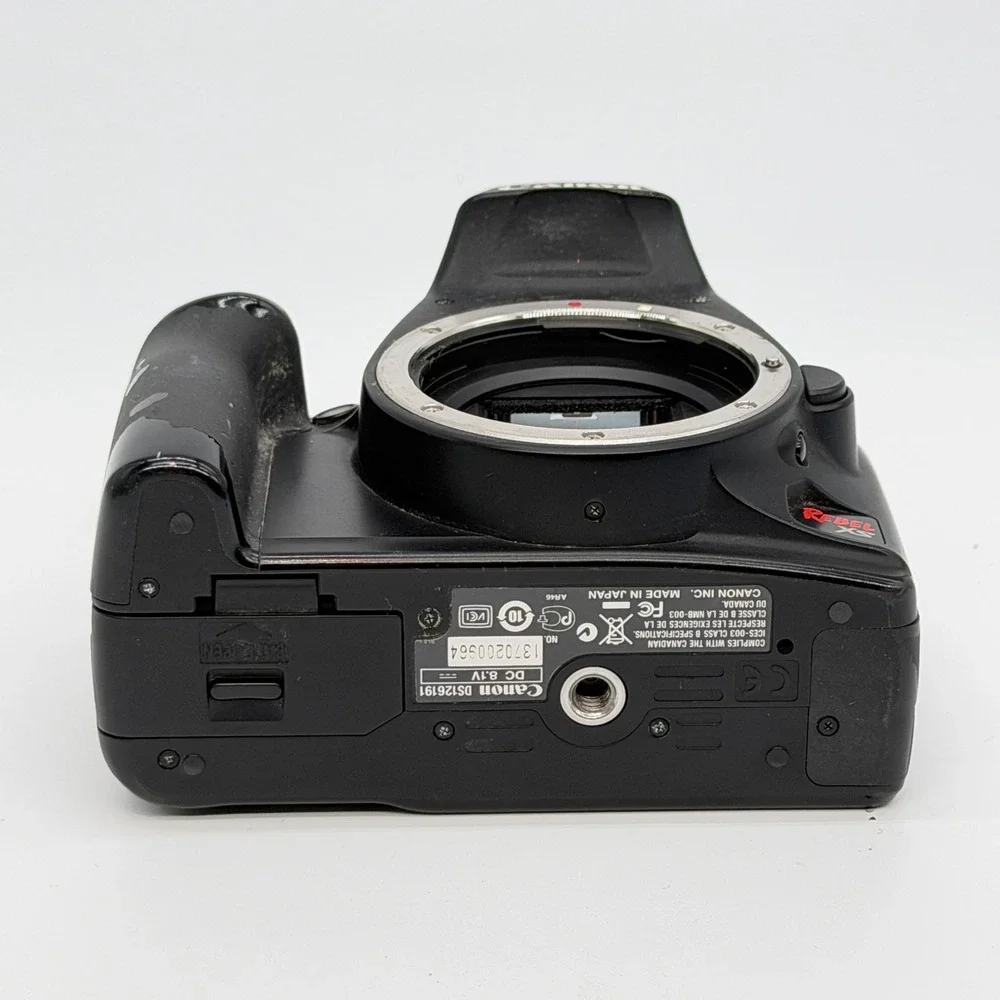 Canon EOS Rebel XS Digital SLR Camera Body DS126191 Err 99 For Parts or Repair